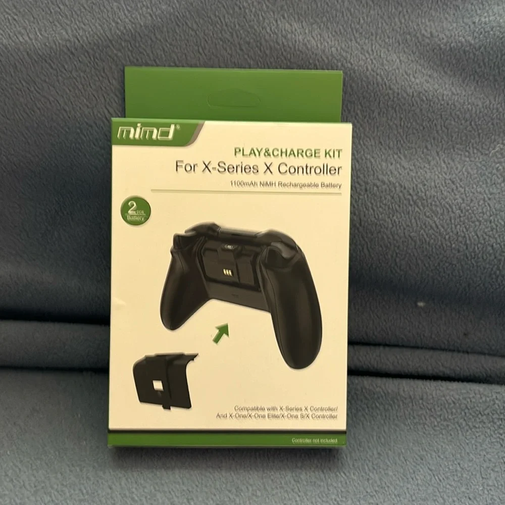 Play / charge kit for Xbox controller